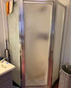 Small Bathroom Shower Update - Toronto – after | Toronto